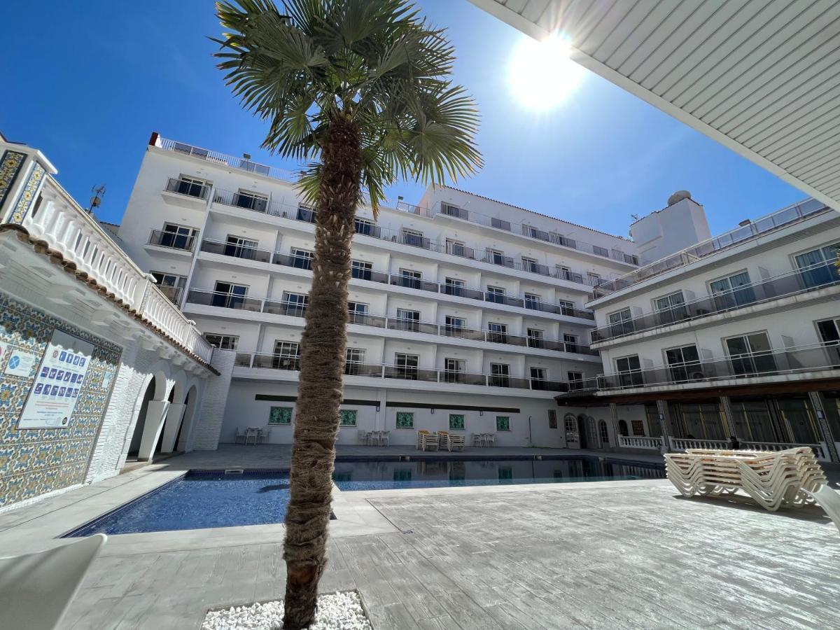 Triple Room Pool View